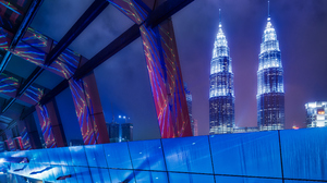 Trey Ratcliff Photography Kuala Lumpur Malaysia Petronas Towers Skyscraper City Lights City Building 3840x2160 Wallpaper