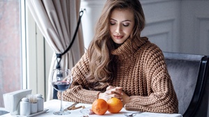 Women Women Indoors Indoors Model Sweater Sitting Looking Away Brunette Makeup Food Fruit Orange Fru 2560x1744 Wallpaper