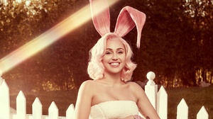 American Blonde Miley Cyrus Singer Smile 2841x1598 Wallpaper