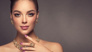 Jewelry Necklace Earrings Brunette Blue Eyes 5500x4628 Wallpaper