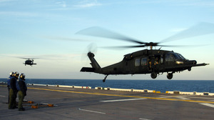 Military Sikorsky UH 60 Black Hawk 2100x1500 wallpaper