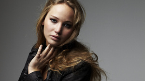 Jennifer Lawrence Actress Celebrity Blonde Green Eyes Pink Lipstick Hand On Face Women 5616x3744 Wallpaper