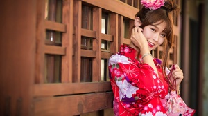 Brunette Kimono Lipstick Model Smile 2048x1367 Wallpaper