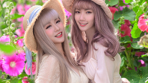 Asian Model Women Long Hair Dyed Hair Straw Hat Two Women Women Outdoors Flowers Dress Hugging Looki 2560x2560 Wallpaper