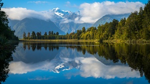 Aoraki Mount Cook Cloud Lake Matheson Mountain New Zealand Reflection 2048x1365 wallpaper