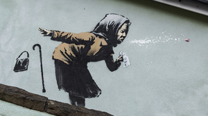 Wall Graffiti Urban Artwork Banksy Women Old People Humor Teeth 2000x1616 Wallpaper