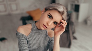 Women Model Sasha Russkikh Regina Sergeeva Face Portrait Makeup Looking At Viewer Sweater Grey Sweat 2560x1728 Wallpaper