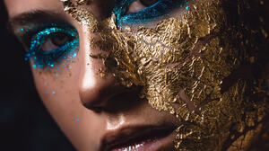 Pavel Palval Women Portrait Gold Glitter Makeup Eyeshadow Looking At Viewer Lipstick Lip Gloss 1367x2048 Wallpaper
