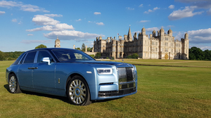 Car Rolls Royce Luxury Cars British Cars Frontal View Headlights Sky Clouds Grass Castle Trees 4032x2268 Wallpaper