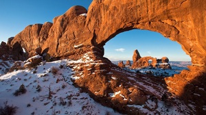 Arch Arches National Park Nature Rock Snow Usa Utah 2600x1733 wallpaper