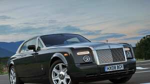 Car Rolls Royce Luxury Cars British Cars Frontal View Licence Plates Sky Clouds Vehicle Headlights W 1600x1200 wallpaper
