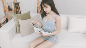 Ru Lin Women Asian Casual Couch Brunette 3072x2048 wallpaper