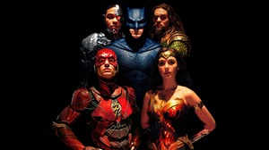 Wonder Woman Dc Comics Batman Ezra Miller Aquaman Ben Affleck Cyborg Dc Comics Flash Gal Gadot Jason 7680x4320 Wallpaper