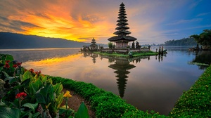Water Sunset Nature Indonesia Bali Temple 2048x1365 Wallpaper