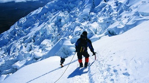 Climbing People Danger Winter Snow Mountain Scenic Adventure 1600x1200 Wallpaper