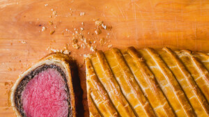 Food Beef Beef Wellington Meat Still Life Wood 2644x2644 Wallpaper