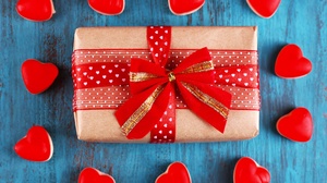 Gift Heart Love Romantic 4920x3648 Wallpaper