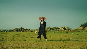 Asian Women Model Brunette Straw Hat Black Clothing Standing Field Grass Women Outdoors Hat 1491x996 Wallpaper