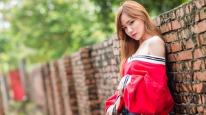 Asian Women Model Wall Looking At Viewer Leaning Women Outdoors Long Hair Sweatshirts Bare Shoulders 3840x2160 Wallpaper