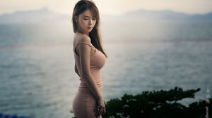 Yuan Yelang Women Asian Brunette Long Hair Dress Profile Horizon Water 2048x1365 Wallpaper