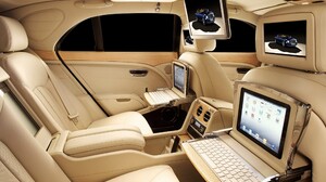 Bentley Mulsanne Car Interior Luxury 2560x1920 Wallpaper