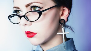 Glasses Face Women Model Long Earings Shirt Red Lipstick Eyebrows 2560x1600 Wallpaper