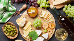 Cheese Olive Grapes Honey 5616x3744 Wallpaper