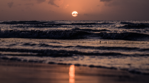 Sunset Beach Sea Waves Shore Nature Sand Sun Sky 2560x1440 Wallpaper
