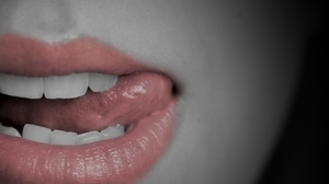 Women Closeup Tongues Mouth Juicy Lips Lips Face Tongue Out Selective Coloring 3625x2410 Wallpaper