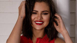 American Black Hair Brown Eyes Face Lipstick Selena Gomez Short Hair Singer Smile 3762x2116 Wallpaper