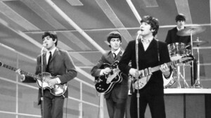 The Beatles John Lennon Paul McCartney George Harrison Ringo Starr Men Band 2160x1080 wallpaper