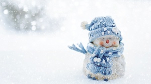 Christmas Snowfall Snowman Toy 5029x3352 Wallpaper