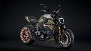 Ducati Ducati Diavel Motorcycle Superbike Vehicle Dark Background 3840x2560 Wallpaper