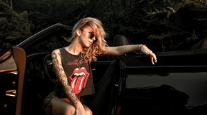 Women Model Blonde Women Outdoors T Shirt Women With Glasses Women With Cars Tattoo Glasses Trees Ro 2560x1707 Wallpaper