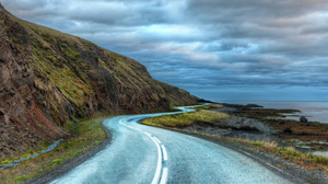 Photography Landscape Road Outdoors Iceland Rocks Shore Water Grass Sky Clouds Curvy Road 3840x2160 wallpaper