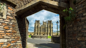 Religious Wells Cathedral 1920x1200 wallpaper